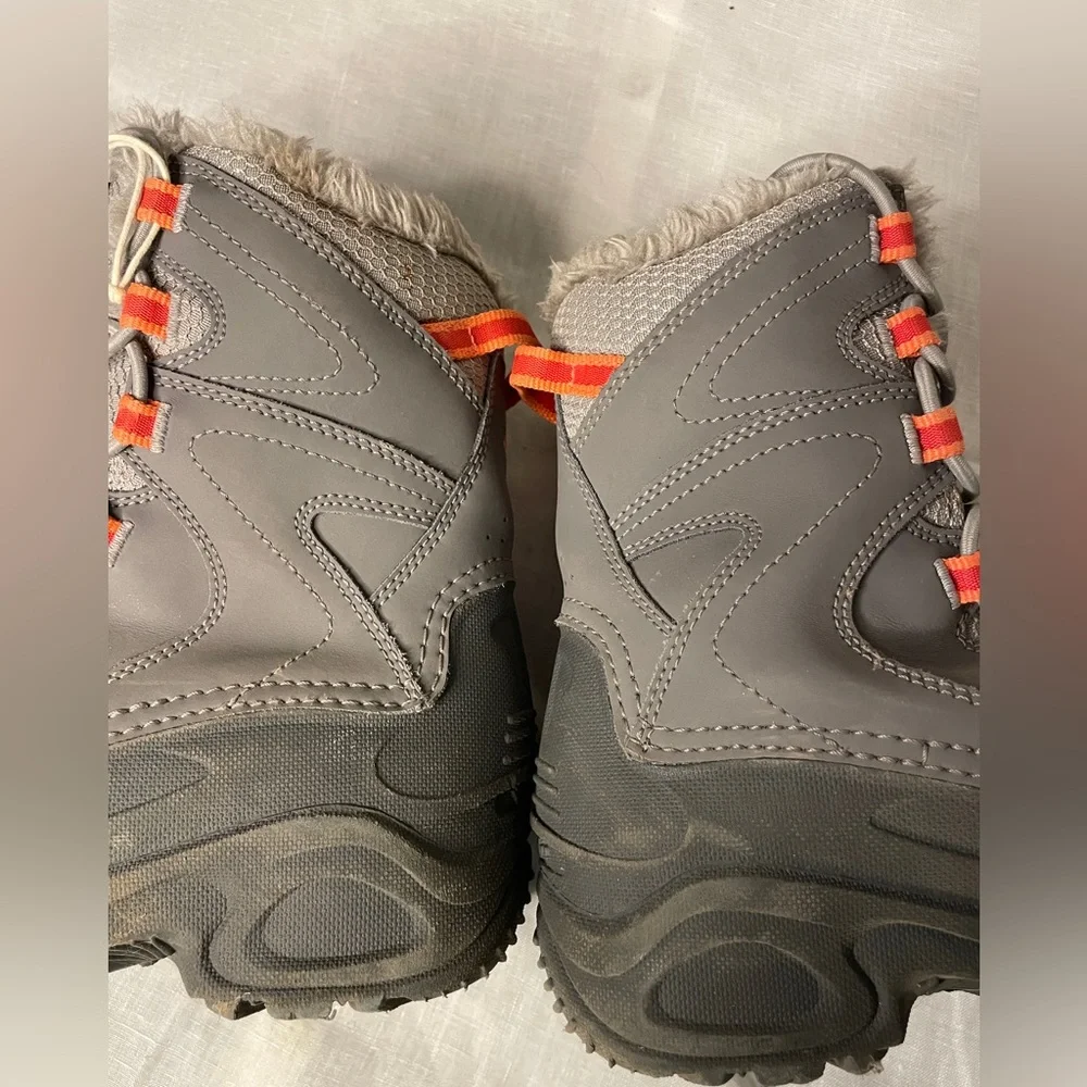 Columbia Bugaboot 200 grams Insulated Winter Snow Waterproof Girls Boots